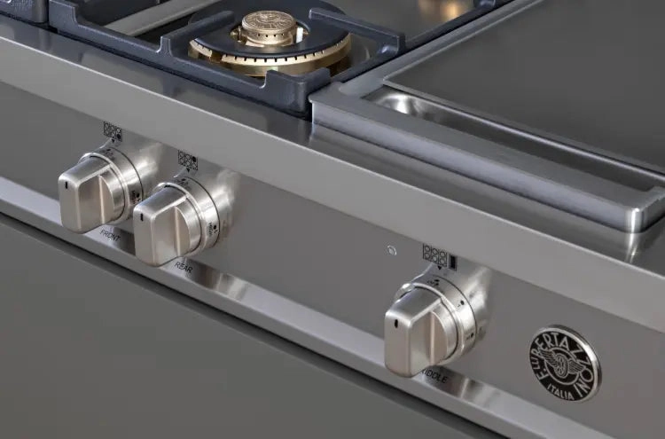 Bertazzoni PROF486GRTBXT 48 Gas Rangetop 6 Brass Burner   Electric Griddle Stainless Steel