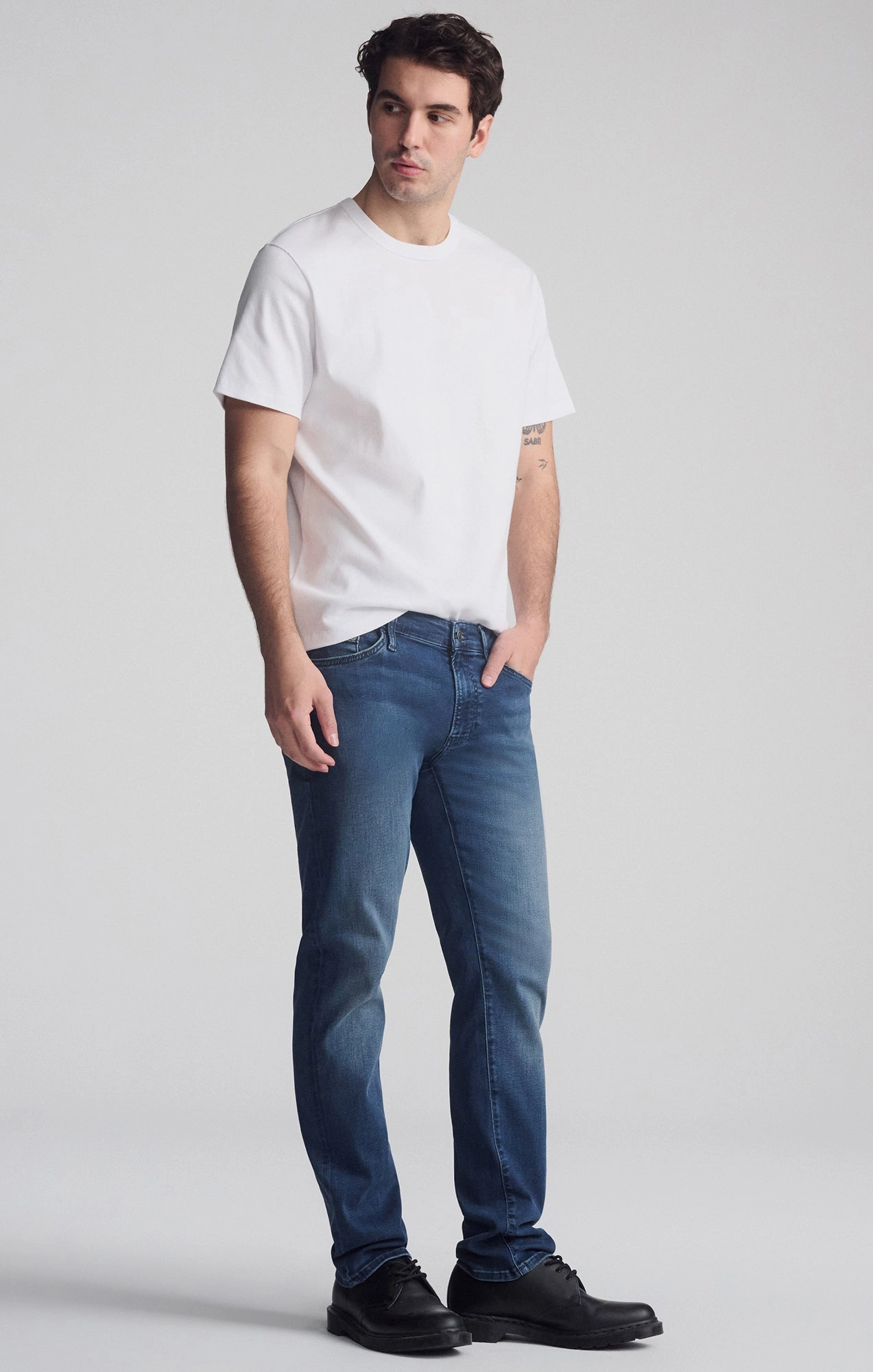 JAKE SLIM LEG IN DARK USED SUPERMOVE