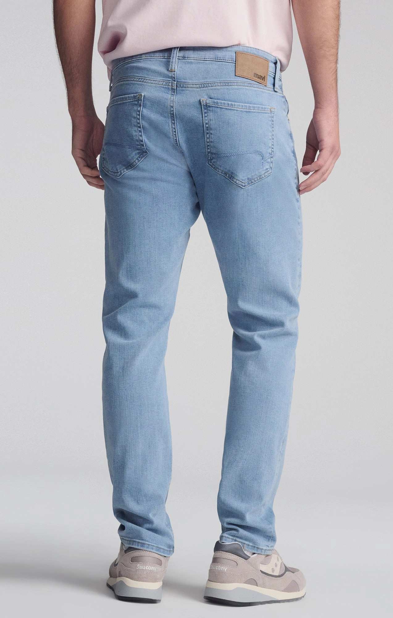 JAKE SLIM LEG IN LIGHT BRUSHED WILLIAMSBURG