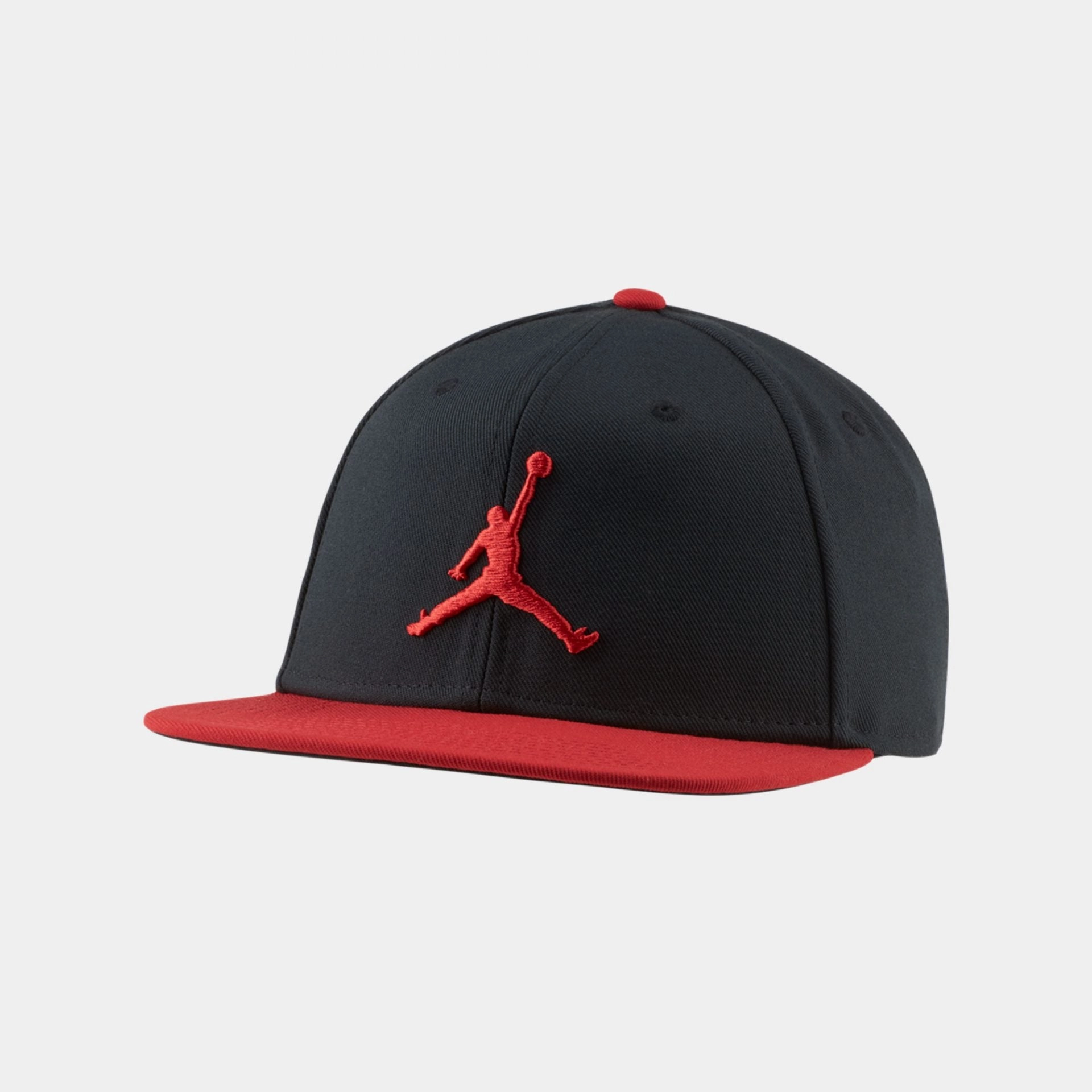 Jordan | PRO JUMPMAN  { BLACK/GYM RED/BLACK