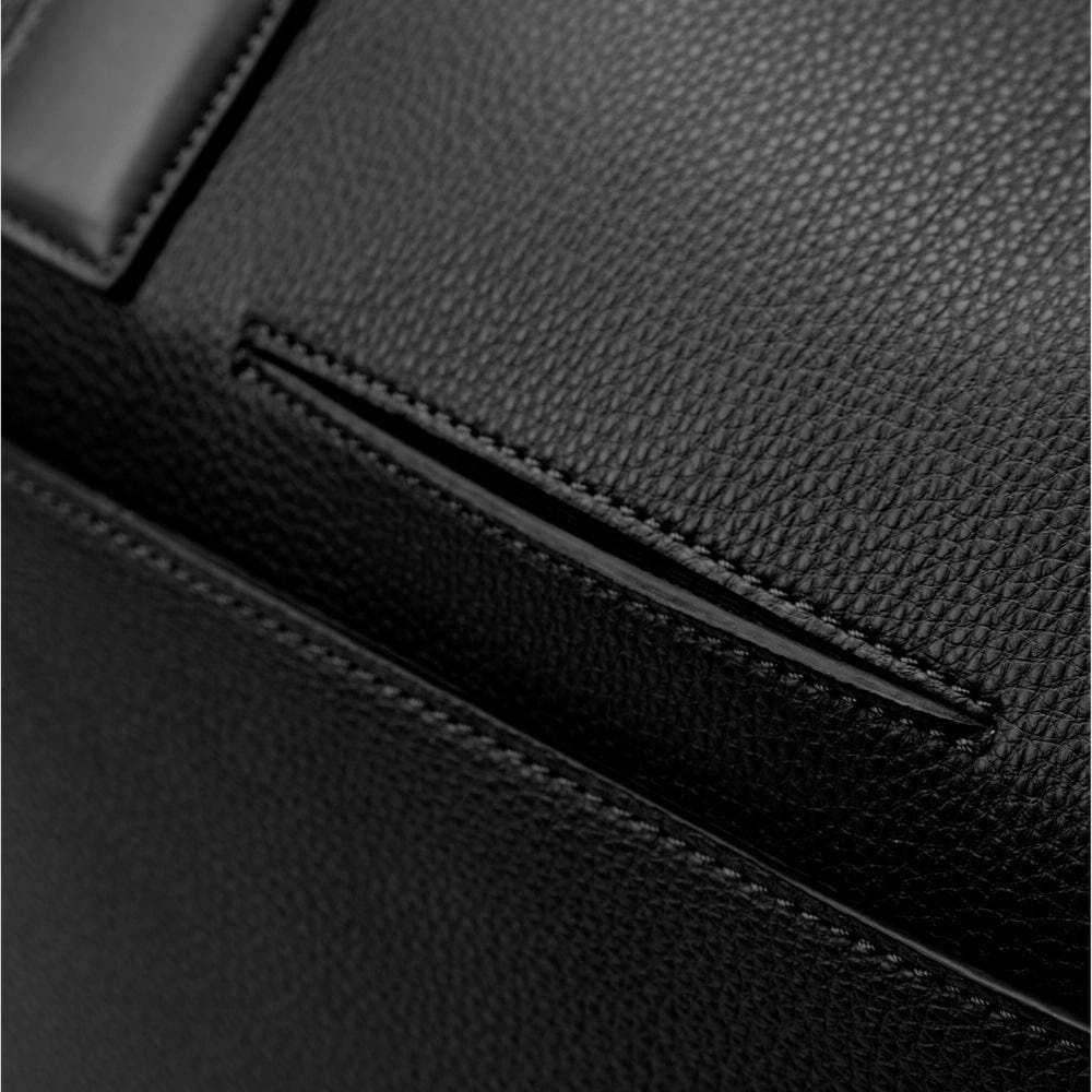 Le Mae - Petit sac de voyage en cuir vegan noir