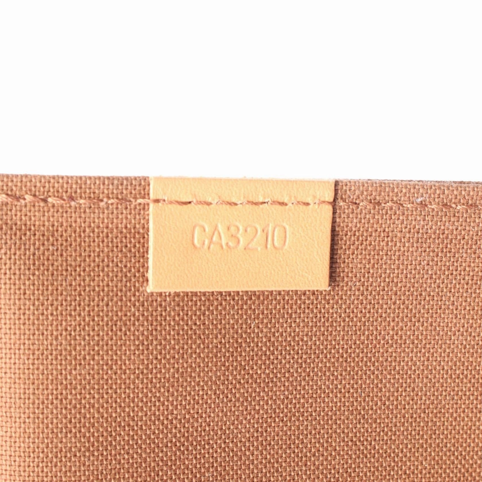 Louis Vuitton Petite Sac Plat Handbag