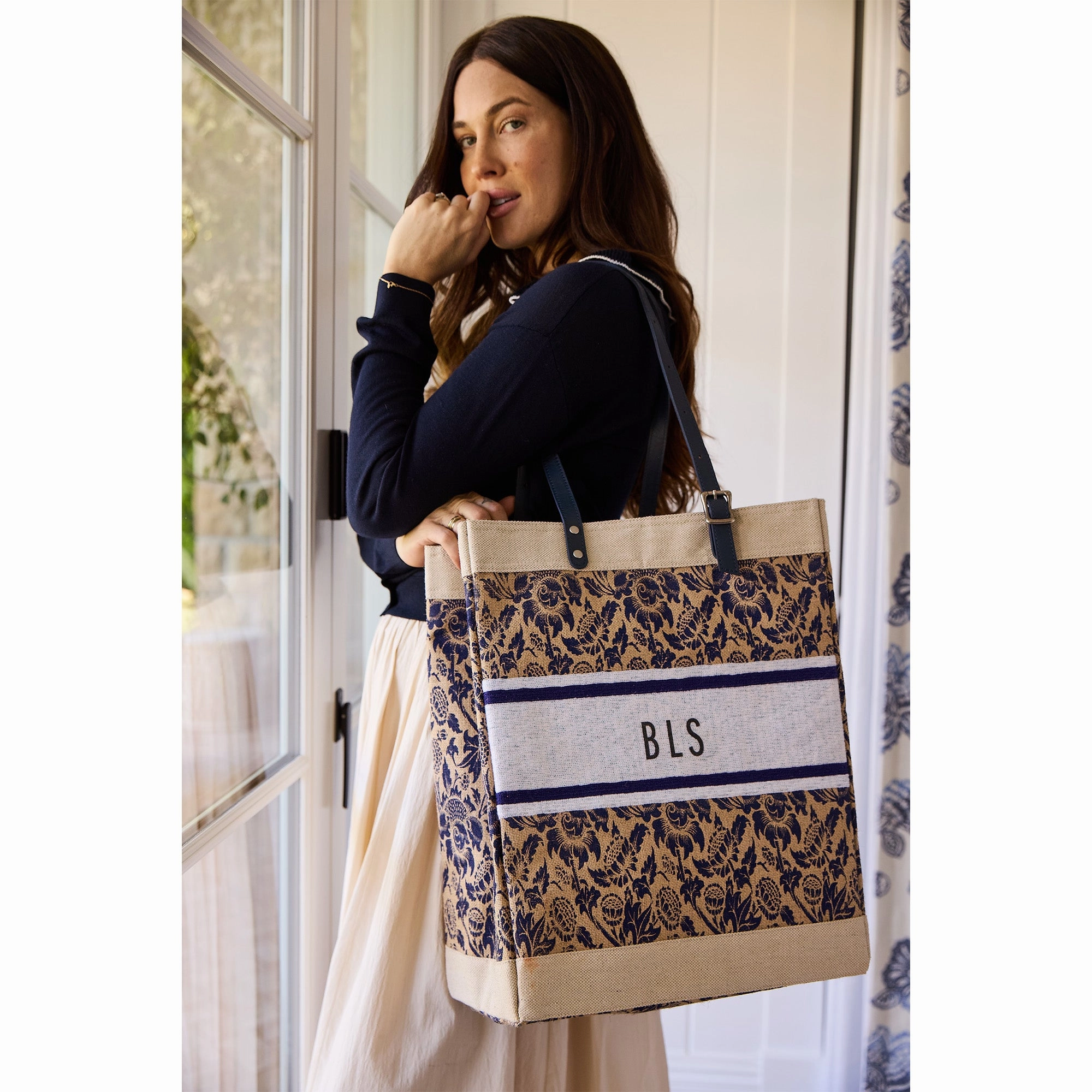 Petite Market Bag in Blue Porcelain with Adjustable Handle