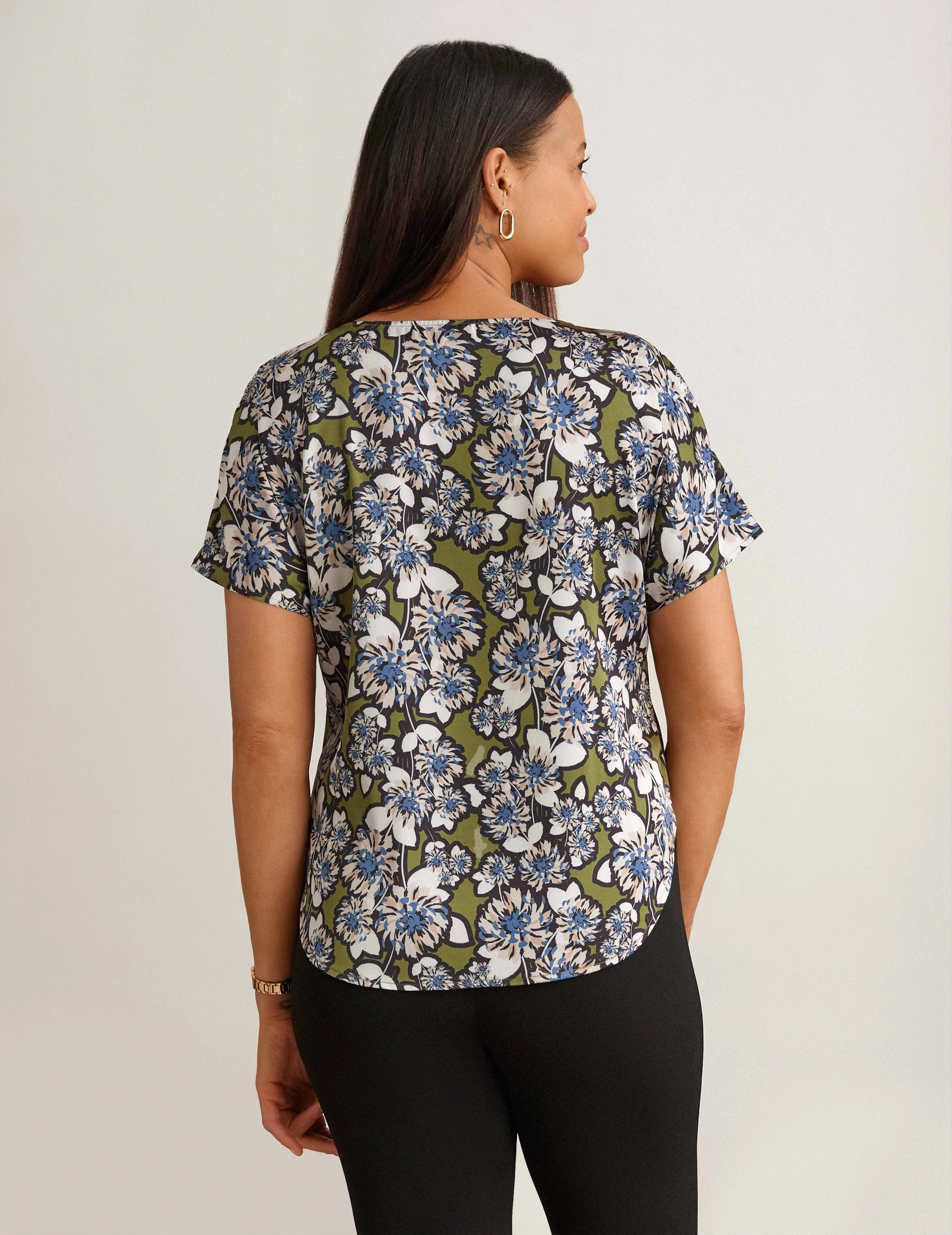 Short Sleeve Blouse With Bateau Neckline - Sale